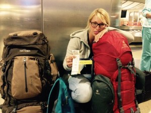 Am vierten Flughafen endlich am Ziel! 